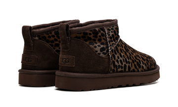 UGG CLASSIC ULTRA MINI CASPIAN BOOT BURNT CEDAR (WOMEN'S) — Stock