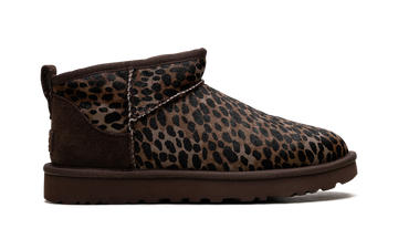 UGG CLASSIC ULTRA MINI CASPIAN BOOT BURNT CEDAR (WOMEN'S) — Stock