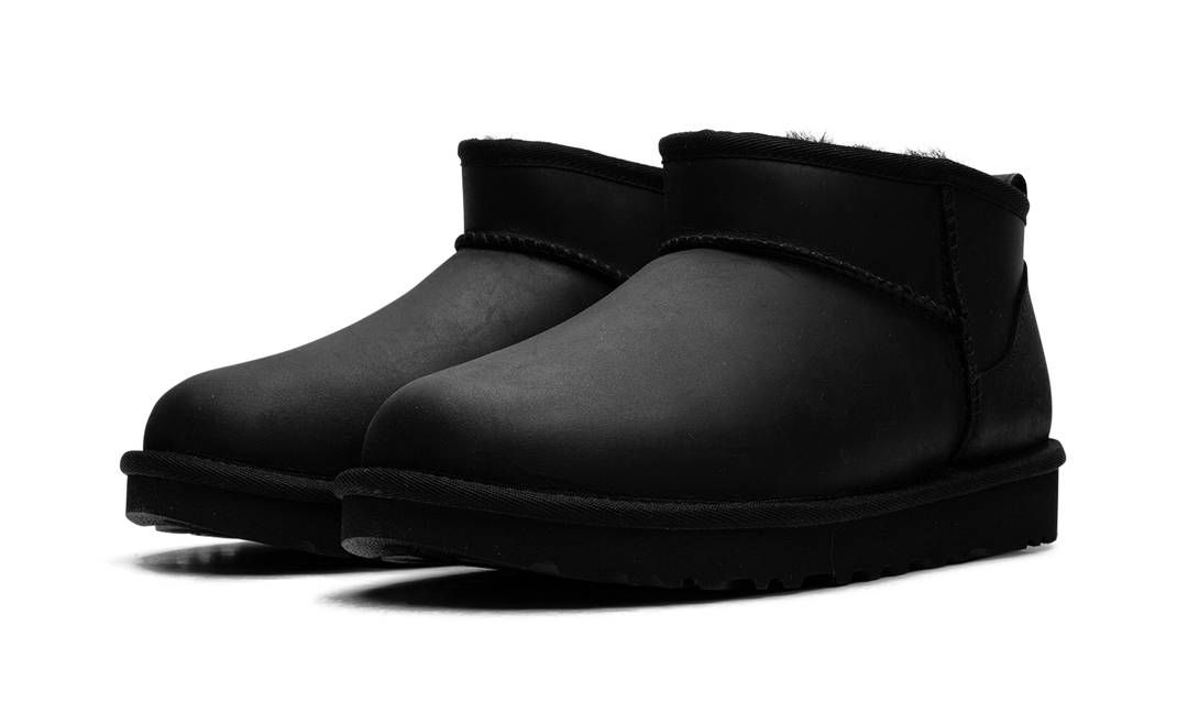 UGG CLASSIC ULTRA MINI LEATHER BOOT BLACK WOMENS