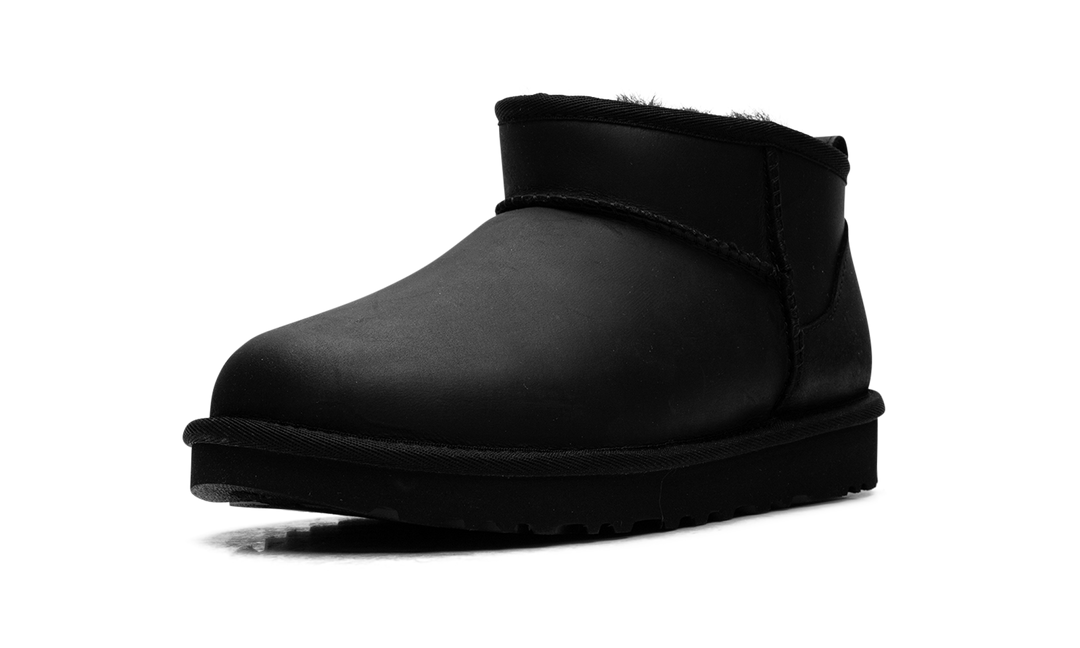UGG CLASSIC ULTRA MINI LEATHER BOOT BLACK WOMENS