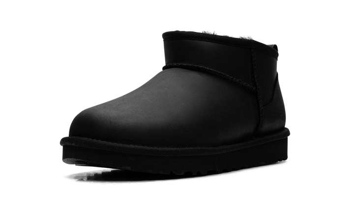 UGG CLASSIC ULTRA MINI LEATHER BOOT BLACK WOMENS
