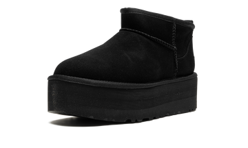 UGG CLASSIC ULTRA MINI PLATFORM BOOT BLACK (WOMEN'S) — Stock