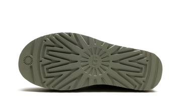 UGG CLASSIC ULTRA MINI PLATFORM BOOT SHADED CLOVER (WOMEN'S) — Stock