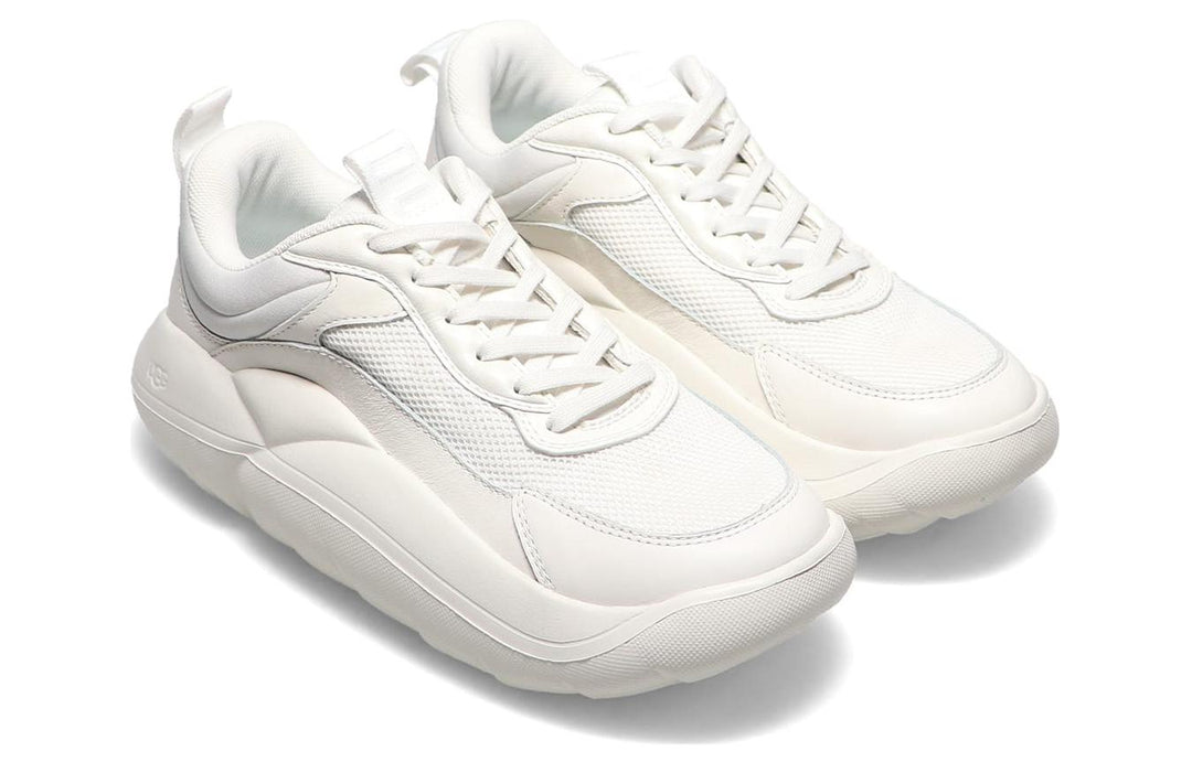 UGG LA CLOUD TRAINER TRIPLE WHITE WOMENS