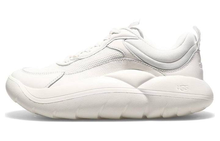 UGG LA CLOUD TRAINER TRIPLE WHITE WOMENS