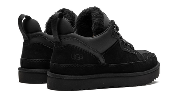 UGG LOWMEL BLACK — Stock