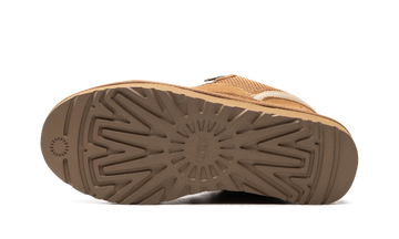 UGG LOWMEL CHESTNUT WOMENS — Stock