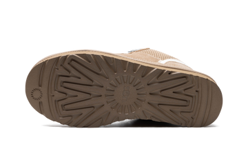 UGG LOWMEL SAND WOMENS — Stock