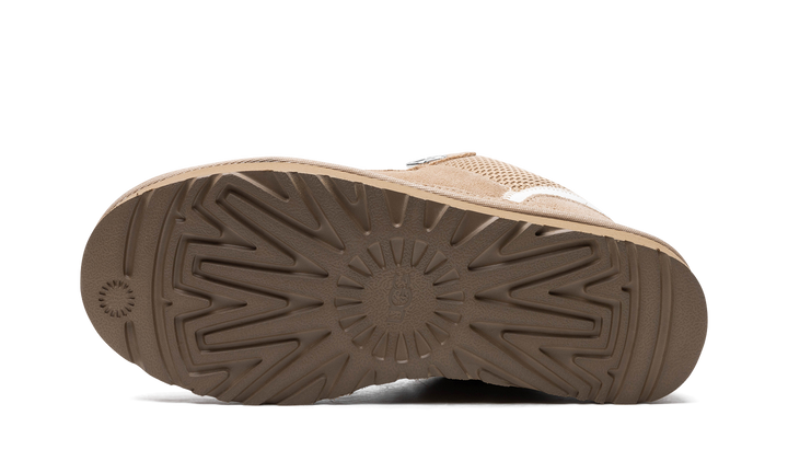 UGG LOWMEL SAND WOMENS