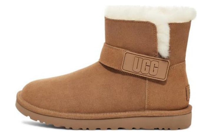 UGG MINI BAILEY GRAPHIC LOGO STRAP BOOT CHESTNUT WOMENS