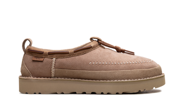 UGG TASMAN CRAFTED REGENERATE SLIPPER 'SAND' — Stock