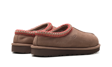UGG TASMAN II SLIPPER ROCKY OAK (WOMEN'S) — Stock