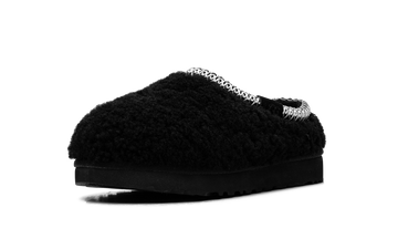 UGG TASMAN MAXI CURLY SLIPPER BLACK (WOMEN'S) — Stock