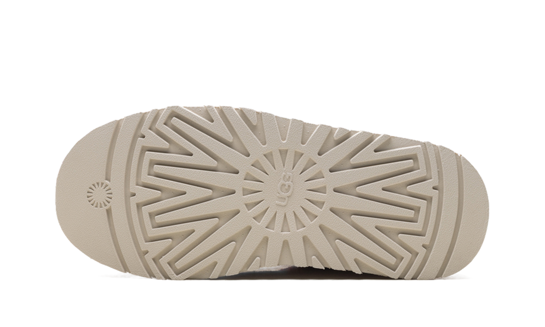 UGG TAZZ LOVE &