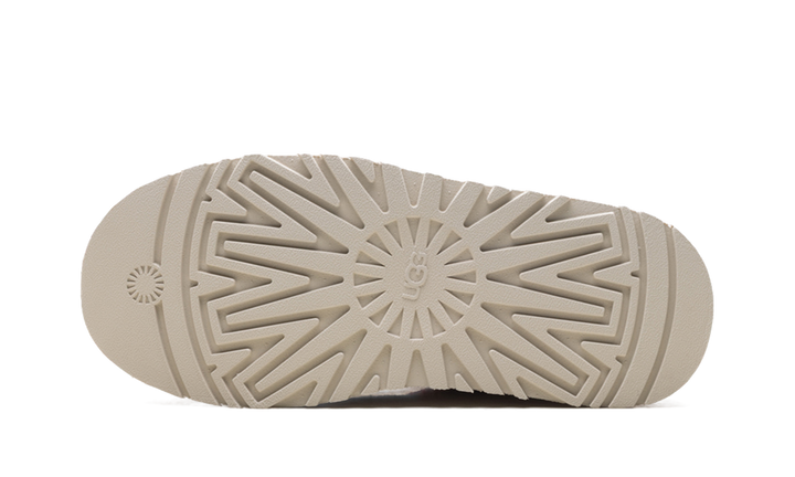 UGG TAZZ LOVE &