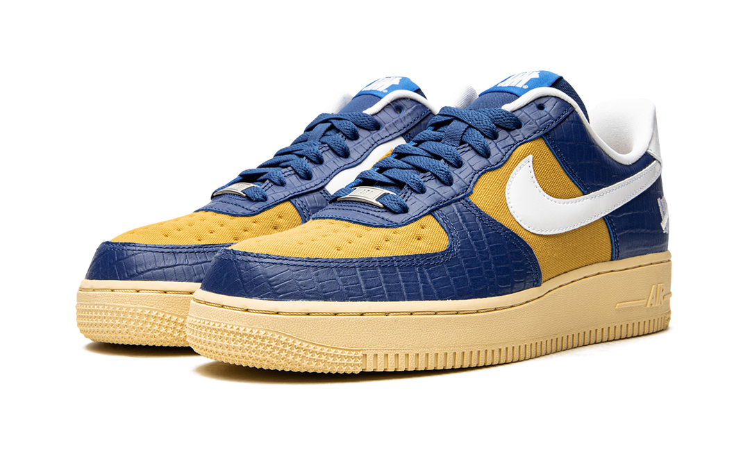 UNDEFEATED X NIKE AIR FORCE 1 LOW SP DUNK VS AF1 — Stock 