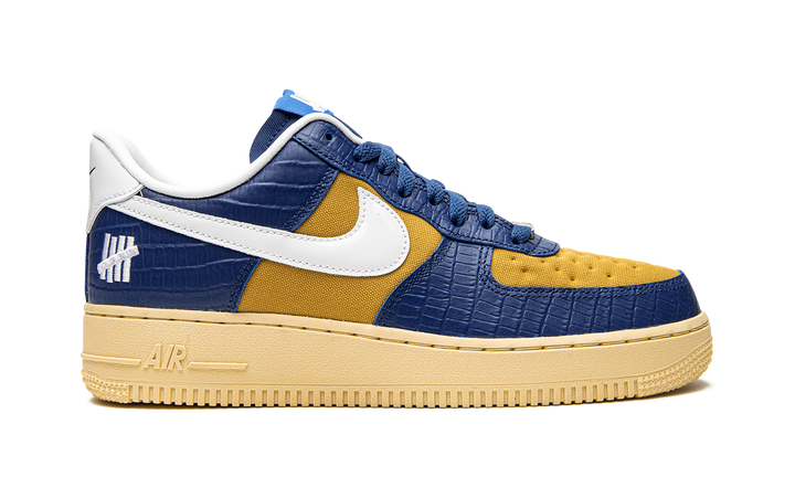UNDEFEATED X NIKE AIR FORCE 1 LOW SP DUNK VS AF1 — Stock 