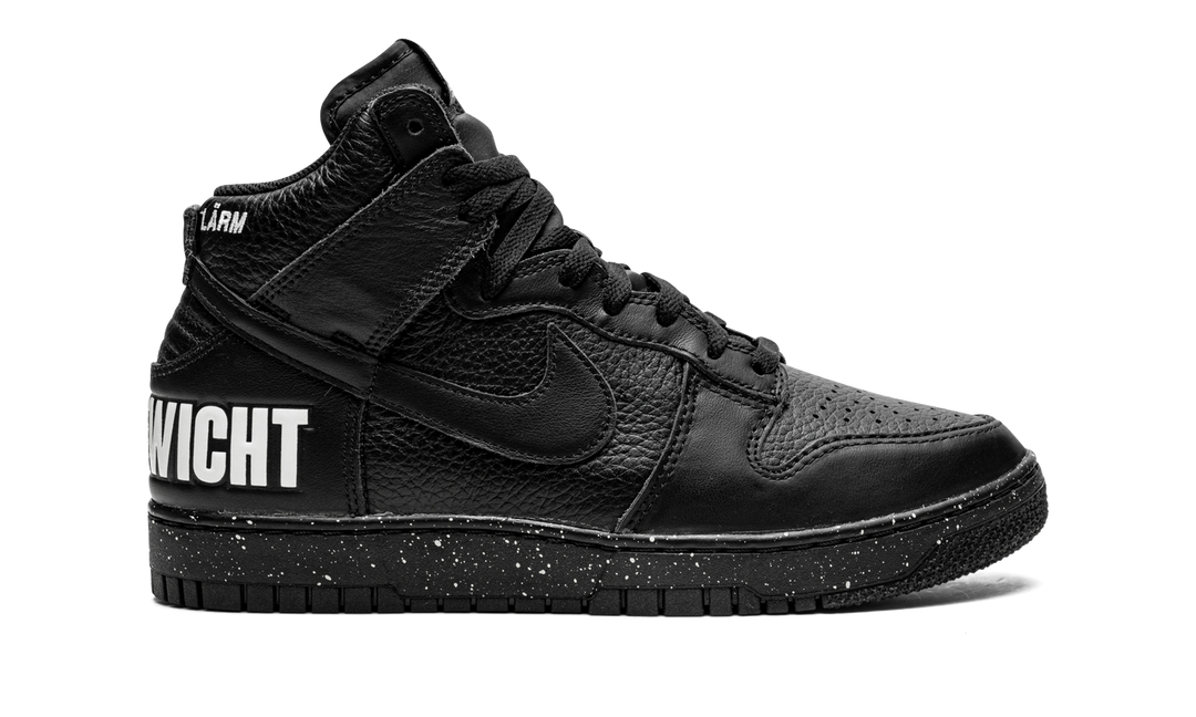 UNDERCOVER X NIKE DUNK HIGH CHAOS TRIPLE BLACK