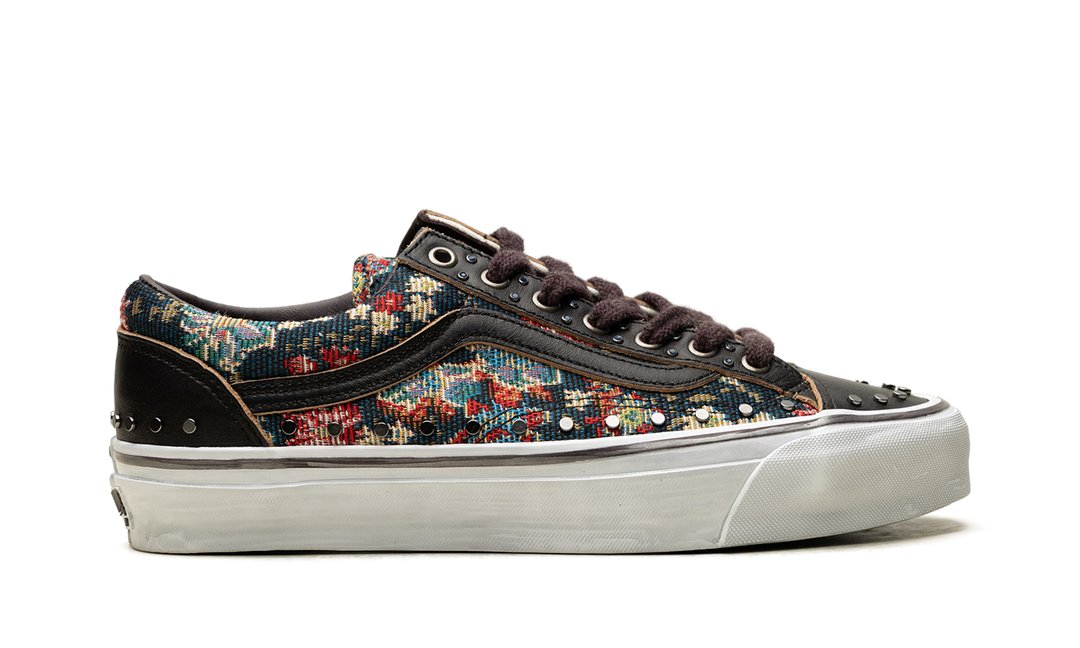 VANS OTW OLD SKOOL 36 VIBRAM FLORAL RIVETS BLACK