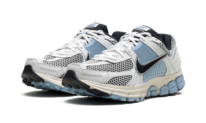 Nike WMNS AIR ZOOM VOMERO 5 &