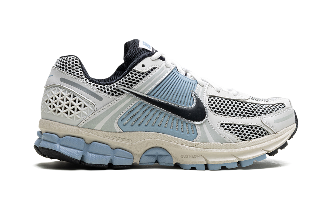 Nike WMNS AIR ZOOM VOMERO 5 &