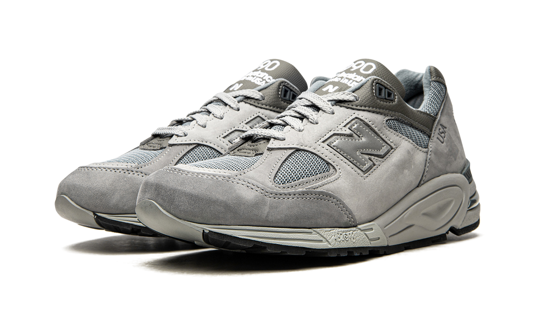 WTAPS X NEW BALANCE 990V2 GREY