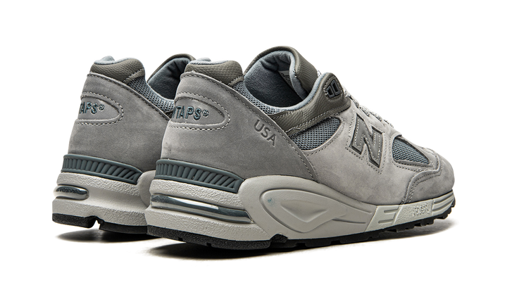 WTAPS X NEW BALANCE 990V2 GREY
