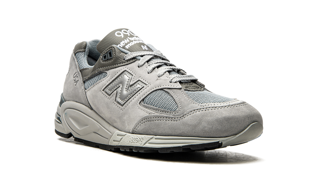 WTAPS X NEW BALANCE 990V2 GREY