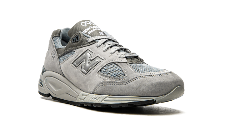 WTAPS X NEW BALANCE 990V2 GREY