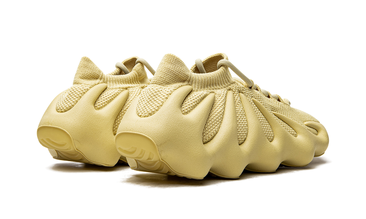 ADIDAS YEEZY 450 SULFUR — Stock 