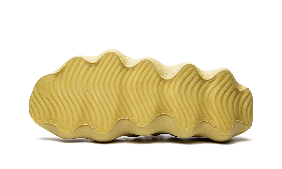 ADIDAS YEEZY 450 SULFUR — Stock 