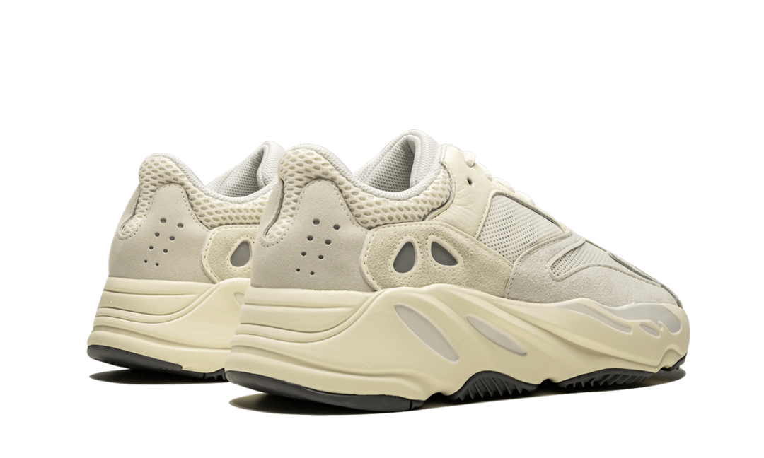 ADIDAS YEEZY 700 ANALOG BOOST