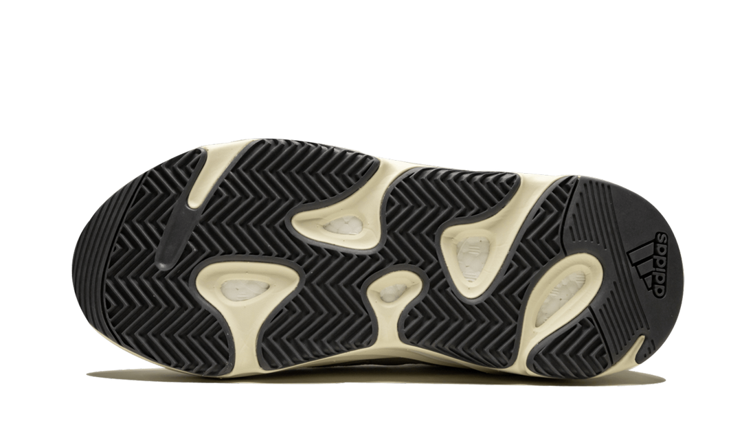 ADIDAS YEEZY 700 ANALOG BOOST