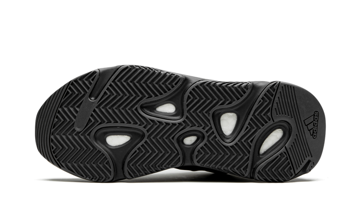 ADIDAS YEEZY 700 MNVN TRIPLE BLACK