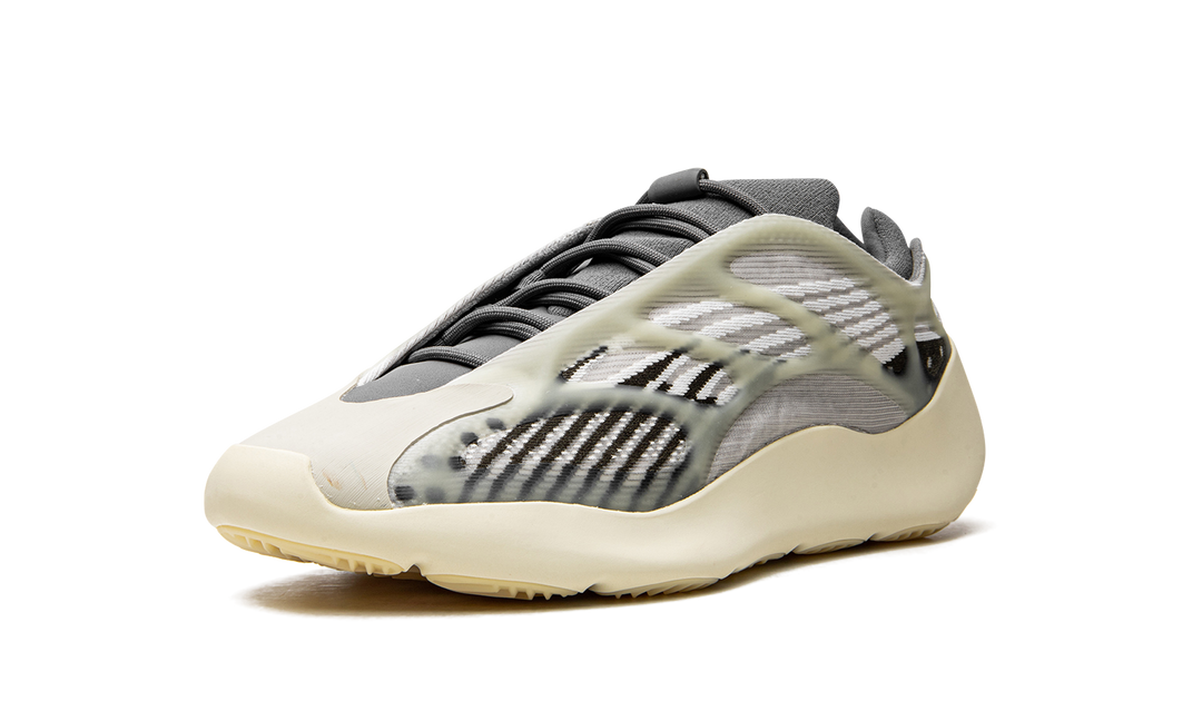 ADIDAS YEEZY 700 V3 FADE SALT