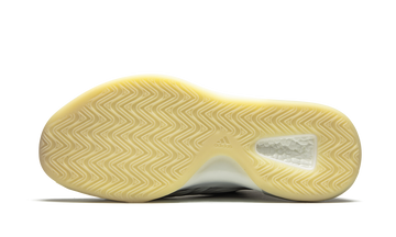 ADIDAS YEEZY BASKETBALL QUANTUM — Stock