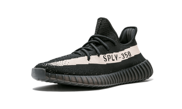 ADIDAS YEEZY BOOST 350 V2 CORE BLACK WHITE OREO — Stock