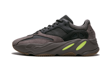 ADIDAS YEEZY BOOST 700 MAUVE — Stock