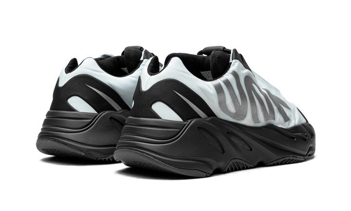 ADIDAS YEEZY BOOST 700 MNVN BLUE TINT