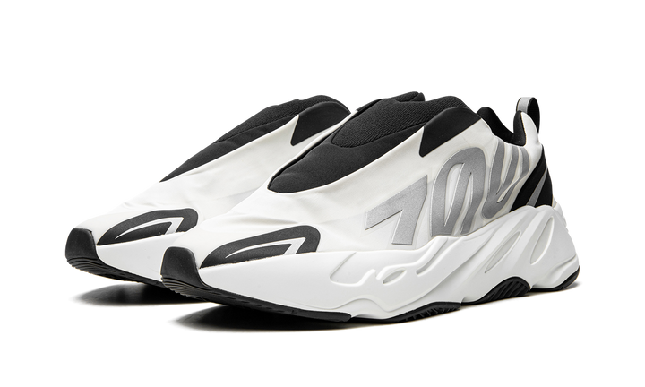 ADIDAS YEEZY BOOST 700 MNVN LACELESS ANALOG