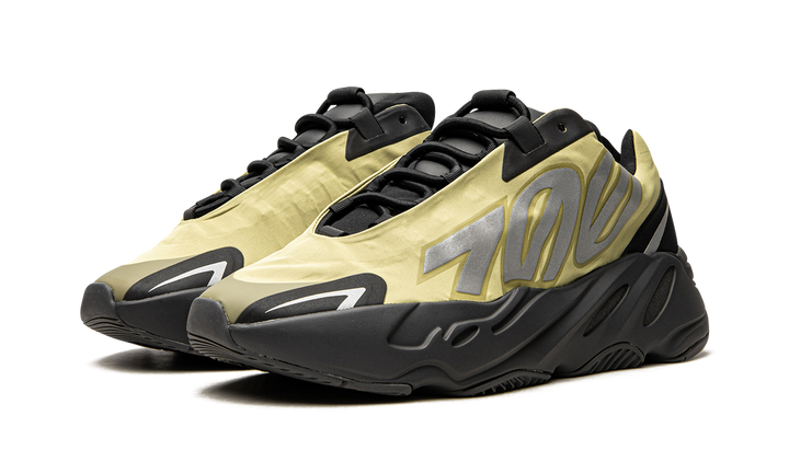 ADIDAS YEEZY BOOST 700 MNVN RESIN