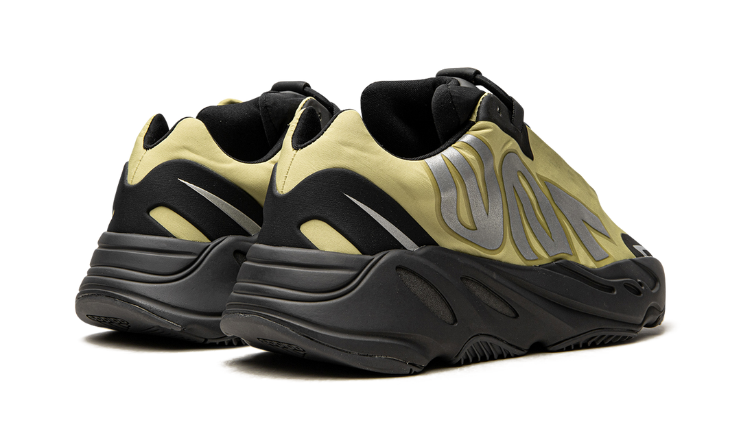 ADIDAS YEEZY BOOST 700 MNVN RESIN