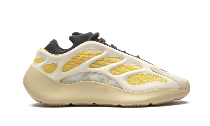 ADIDAS YEEZY BOOST 700 V3 SAFFLOWER