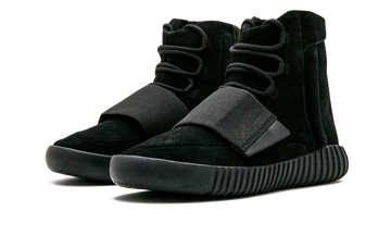 ADIDAS YEEZY BOOST 750 BLACK — Stock