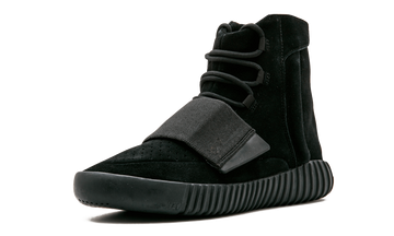 ADIDAS YEEZY BOOST 750 BLACK — Stock