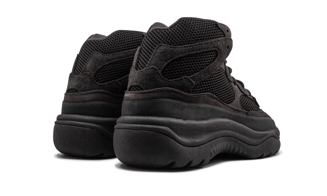 ADIDAS YEEZY DESERT BOOT OIL — Stock 