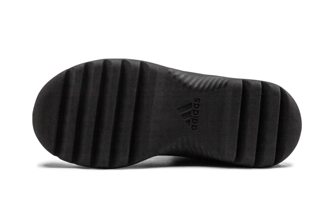 ADIDAS YEEZY DESERT BOOT OIL — Stock 