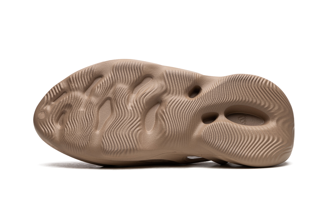ADIDAS YEEZY FOAM RUNNER CLAY TAUPE
