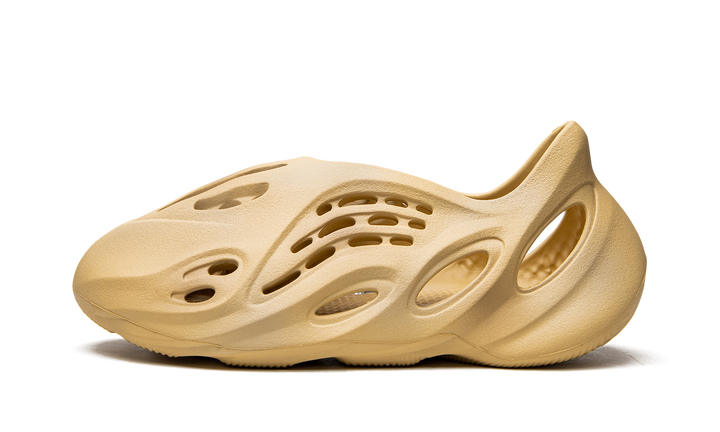ADIDAS YEEZY FOAM RUNNER DESERT SAND — Stock 