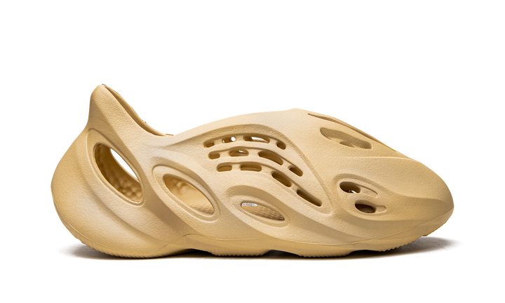 ADIDAS YEEZY FOAM RUNNER DESERT SAND — Stock 